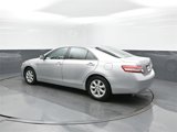 Used 2011 Toyota Camry LE image 5