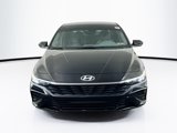 Used 2025 Hyundai Elantra SE image 2