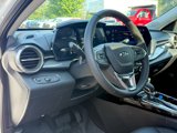 New 2025 Chevrolet Trax ACTIV w/ Sunroof Package image 3