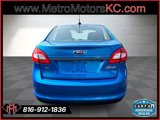 Used 2013 Ford Fiesta SE image 4