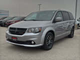 Used 2015 Dodge Grand Caravan SXT w/ Blacktop Package image 2