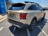 Used 2021 Kia Sorento SX Prestige image 3