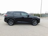Used 2023 Nissan Rogue S image 2