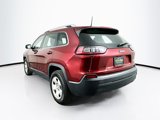 Used 2019 Jeep Cherokee Latitude w/ Cold Weather Group image 5
