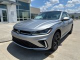 New 2025 Volkswagen Jetta SE image 3