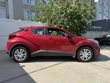 Used 2020 Toyota C-HR LE image 2