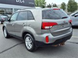 Used 2015 Kia Sorento LX image 5