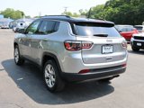 Used 2022 Jeep Compass Limited image 2