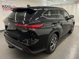 Certified 2020 Toyota Highlander XLE image 2