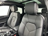 Certified 2024 Porsche Macan image 5