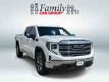 Used 2022 GMC Sierra 1500 SLT w/ SLT Convenience Package image 2