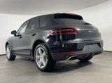 Certified 2018 Porsche Macan image 3