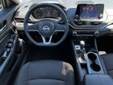 Used 2023 Nissan Altima 2.5 SV image 4