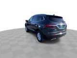 Used 2020 Buick Enclave Essence image 6