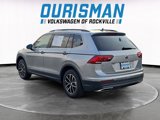 Used 2021 Volkswagen Tiguan SE image 4