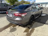 Used 2019 Toyota Camry XLE image 3
