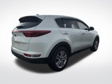 Used 2017 Kia Sportage LX image 4