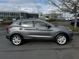 Used 2017 Nissan Rogue Sport SV w/ SV All-Weather Package image 4
