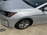 Used 2019 Hyundai Elantra SEL image 2