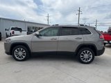 Used 2021 Jeep Cherokee Latitude Plus image 4