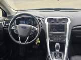 Used 2016 Ford Fusion SE image 2