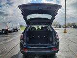 Used 2022 Jeep Compass Latitude image 3