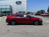 Used 2024 Hyundai Elantra SEL image 3