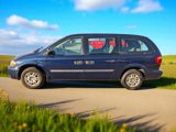 Used 2005 Dodge Grand Caravan SE image 3