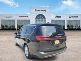 Used 2023 Chrysler Pacifica Touring-L image 3