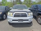 Used 2005 Toyota Tacoma 4x4 Double Cab image 2