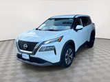 Used 2021 Nissan Rogue SV image 3