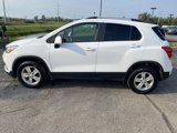 Used 2022 Chevrolet Trax LT w/ LT Convenience Package image 4