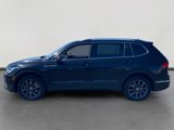 Certified 2022 Volkswagen Tiguan SE image 2