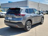 Used 2023 Nissan Rogue SV image 3