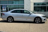 Certified 2021 Volkswagen Passat 2.0T SE image 3