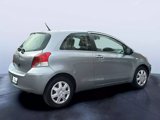 Used 2010 Toyota Yaris 2-Door Hatchback image 5