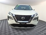 Used 2021 Nissan Rogue SV image 2