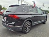 Certified 2021 Volkswagen Tiguan SE w/ Panoramic Sunroof Package image 4