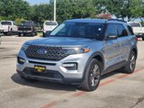 Used 2021 Ford Explorer XLT w/ Equipment Group 202A image 2