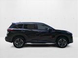 Used 2024 Nissan Rogue SV image 4