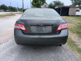 Used 2010 Toyota Camry LE image 4