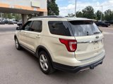 Used 2018 Ford Explorer XLT w/ Equipment Group 201A image 5