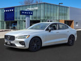 Certified 2022 Volvo S60 B5 Momentum w/ Premium Package image 3