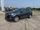 Used 2023 Ford Edge SEL w/ Convenience Package image 3