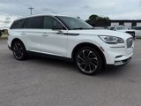 Used 2020 Lincoln Aviator Reserve w/ Equipment Group 202A image 4