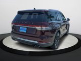 Used 2022 Lincoln Aviator Reserve w/ Equipment Group 201A image 4