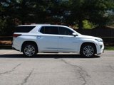 Certified 2022 Chevrolet Traverse High Country w/ LPO, Floor Liner Package image 2