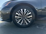 Used 2025 Nissan Altima 2.5 SV image 3