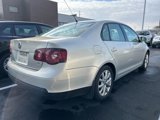 Used 2010 Volkswagen Jetta Limited Edition image 3