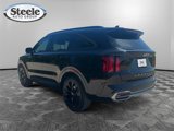 Used 2022 Kia Sorento SX image 3